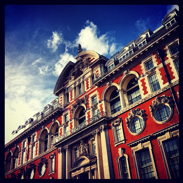 We never look up, do we? #london #architecture #oxfordstreet
