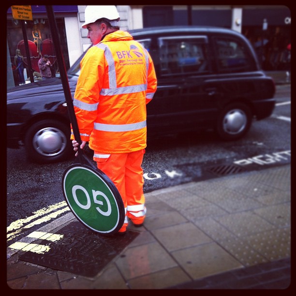 I see #orange. #london #street photography on-the-go.