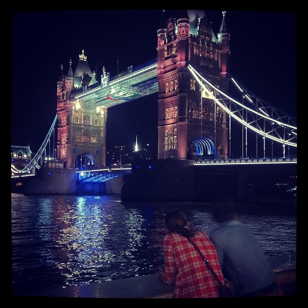 #beautiful #london #tower #bridge at #night. And a #couple )