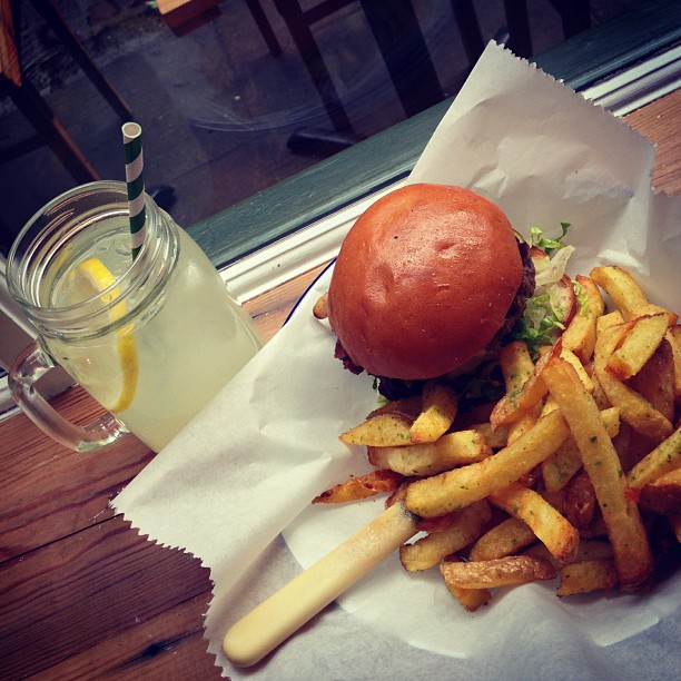 And here it is. An #honest #burger with a #homemade lemonade. #love my lone #lunch. #soho #london #food #foodporn