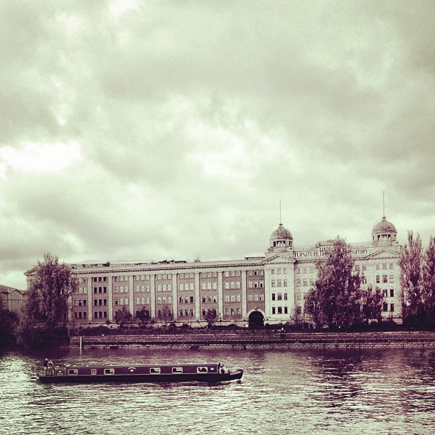 #river #Thames. Version 2. Can't decide, which one is better. #bw #retro #london #architecture #boat #clouds