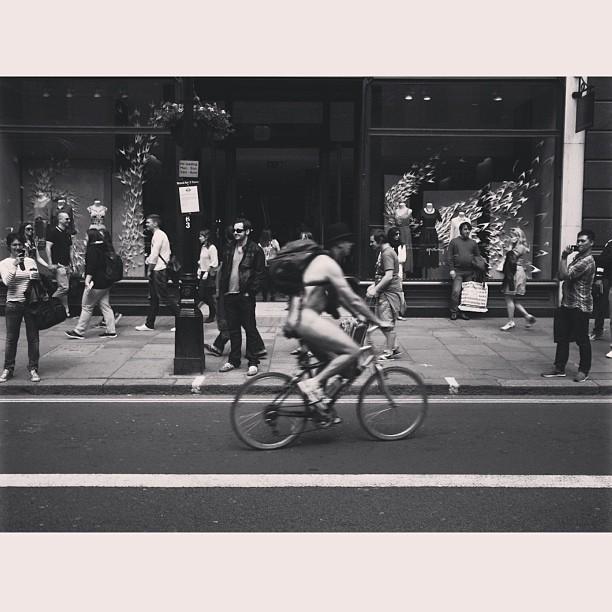 Just another normal day in London. Today I'm posting some images from London Naked Bike Ride. Check  skrinda.com for full story. #london #londonpop #london_only #ig_uk #ig_london #bnw_city #bnw_london #bw #bnw #blackandwhite #street #streetphoto #streetphotography #streetphotography_bw #bike #ride #nakedbikeride #igerslondon #igers_london #bnwlife #bnw_life