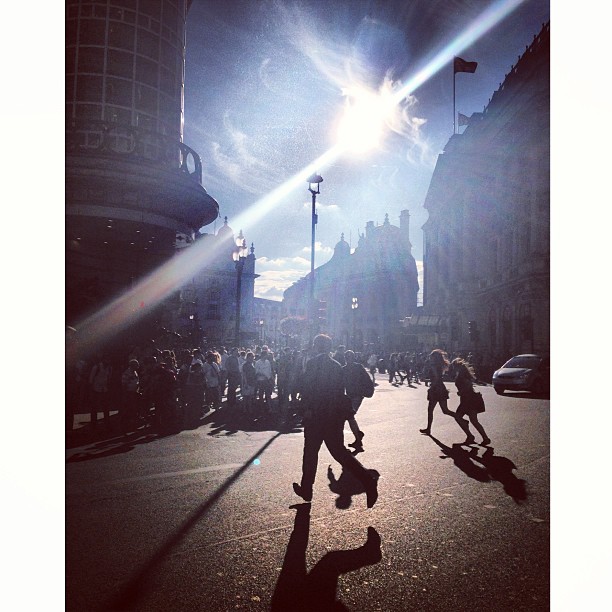 Good people of London running at #Piccadilly trying to avoid aliens' laser beans. #london #londonpop #london_only #ig_uk #ig_london  #street #streetphoto #streetphotography  #igerslondon #igers_london #lom_eat #streetshot_london #iphoneonly