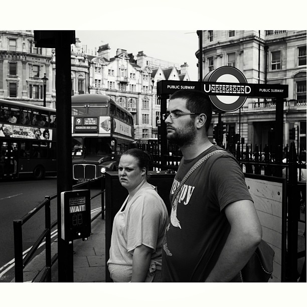 Wait. #london #londonpop #london_only #ig_uk #ig_london #bnw_city #bnw_london #bw #bnw #blackandwhite #street #streetphoto #streetphotography #streetphotography_bw #igerslondon #igers_london #streetshot_london #iaminthestealthmode