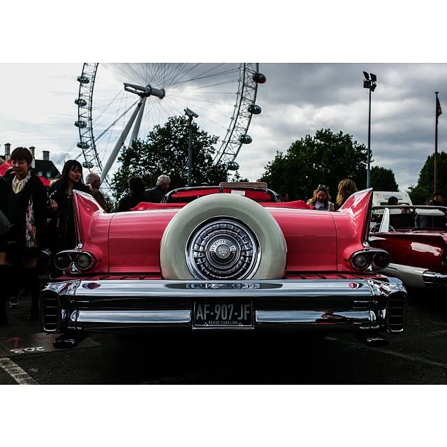 #classic #car fair @ #southbank #london#londonpop#london_only #ig_uk #ig_london  #igerslondon #igers_london #capital #city #classiccar #retro #vintage #retrocar #vintagecar #lom_ifi