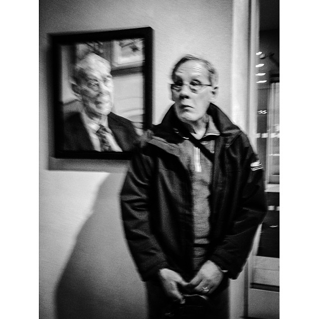 Double #portrait at #tateBritain. Shame it came up smudged ( #london#londonpop #london_only #ig_uk #ig_london #bnw_city #bnw_london #bw #bnw #blackandwhite #igerslondon #igers_london #street #streetphoto #streetphotography #streetphotography_bw  #tate #iphoneonly #thelivesofthers #gallery