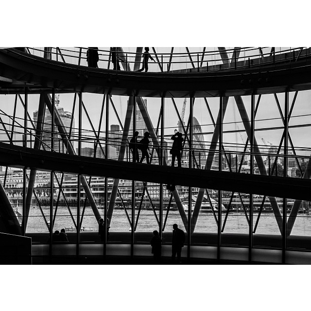 #Cityhall#london#londonpop #london_only #ig_uk #ig_london #bnw_city #bnw_london #bw #bnw #blackandwhite #lom_the #igerslondon #igers_london #geometry #modern #architecture