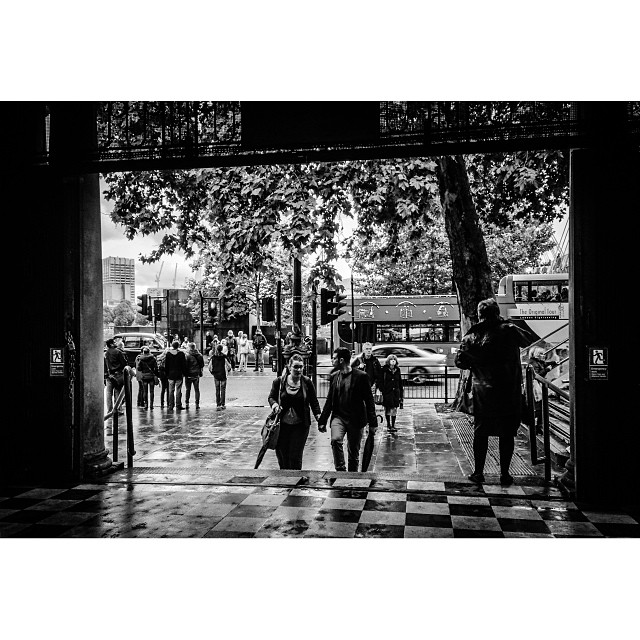 #london#londonpop #london_only #ig_uk #ig_london #bnw_city #bnw_london #bw #bnw #blackandwhite #street #streetphoto #streetphotography #streetphotography_bw #igerslondon #igers_london #iphoneonly