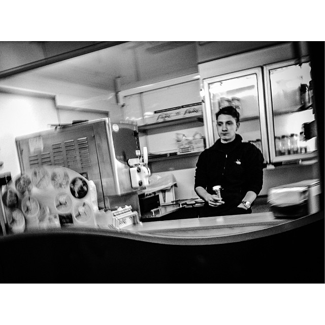 'Why is no one buying my ice cream?..' #london#londonpop #london_only #ig_uk #ig_london #bnw_city #bnw_london #bw #bnw #blackandwhite #igerslondon #igers_london #street #streetphoto #streetphotography #streetphotography_bw  #iphoneonly