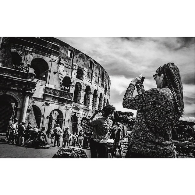 In case you were wondering, where the hell my pictures of #Colosseum are.. There you go. #bnw_city #bnw_rome #bnw_city_architecture #roma #rome #italy #bnw_city_streetlife #instatravel #colosseo #coliseum
