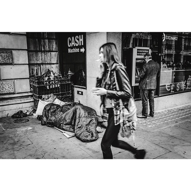 #london#londonpop #london_only #bnw_city #bnw_london #bw #bnw #blackandwhite #street #streetphoto #streetphotography #ig_london