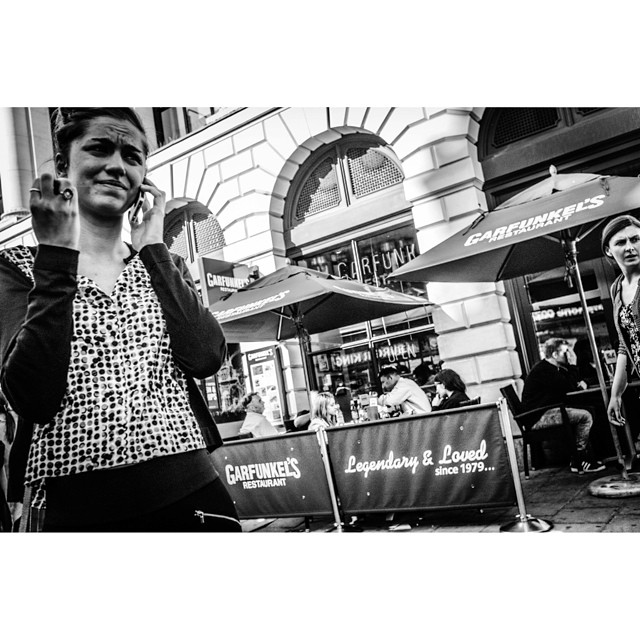 #london #londonpop #london_only #insta_bw #bw #bnw #bnwcaptures #blackandwhite #street #streetphoto #streetphotography