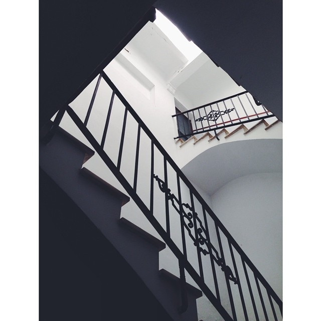 #spanish #staircase #staircaseporn #architecture