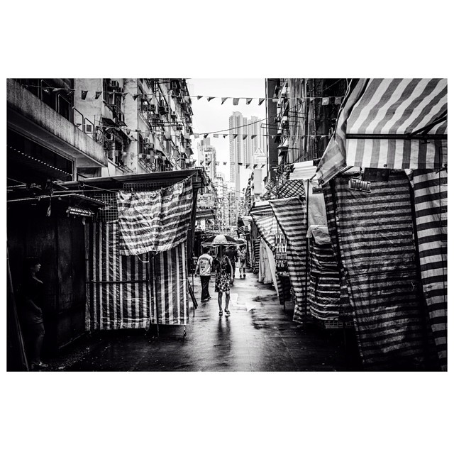 #market #hongkong #hk #bn_city #bnw_hk #bnw_hongkong #asia #bw #bnw #blackandwhite #street #streetphoto #streetphotography #streetphotography