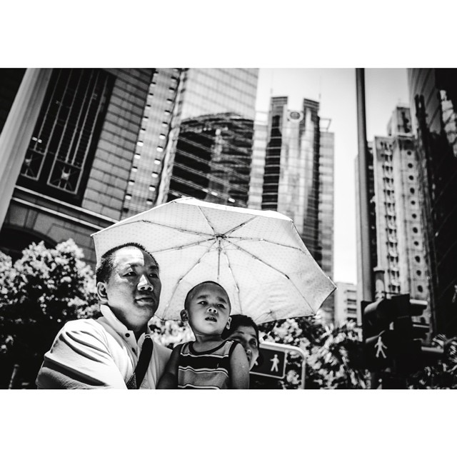 #hongkong #hk#bn_city #bnw_hk #bnw_hongkong #asia #bw #bnw #blackandwhite #street #streetphoto #streetphotography #streetphotography