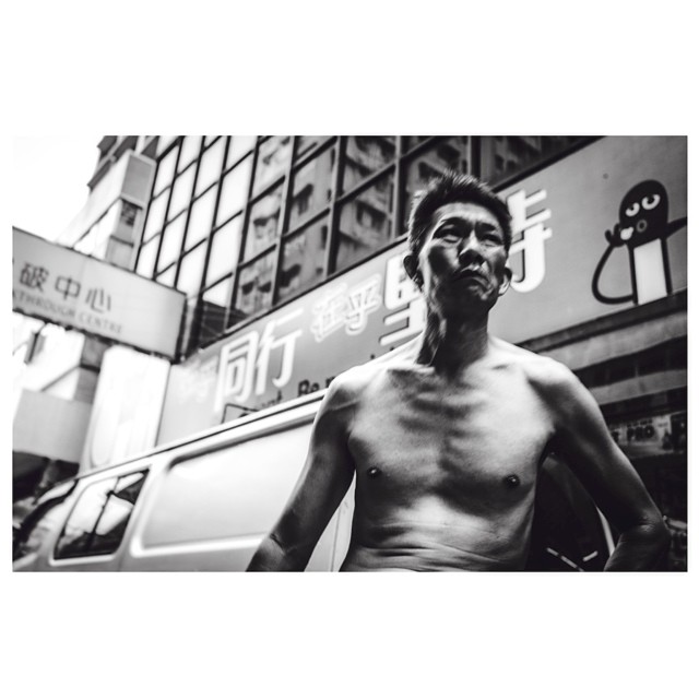 After all, it's the land of Bruce Lee, right?#hongkong #hk #bn_city #bnw_hk #bnw_hongkong #asia #bw #bnw #blackandwhite #street #streetphoto #streetphotography #streetphotography