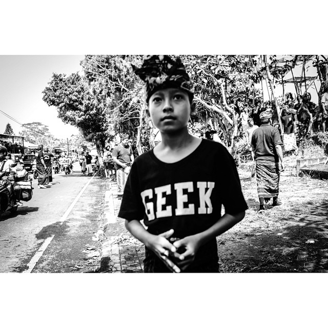To miss the focus is always disappointing.. #bali #ubud #indonesia #asia #bnw_city #bnw_city_portrait #streetphoto #geek