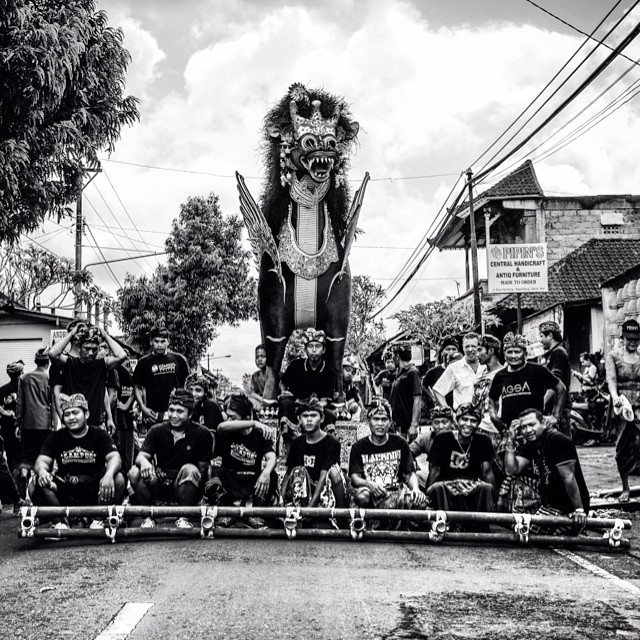 #ubud #bali #asia #indonesia #bnw_city #streetphoto