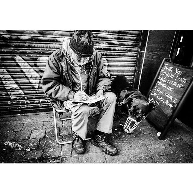 #bw #bnw_city #bnw #bnw_london #blackandwhite #leica #leicam #leicam9 #leicacamera  #rangefinder #londonstreet #streetphoto #streetphotography #streetphotography_bw #bw_society #streetphotographers #LFIMAGAZINE