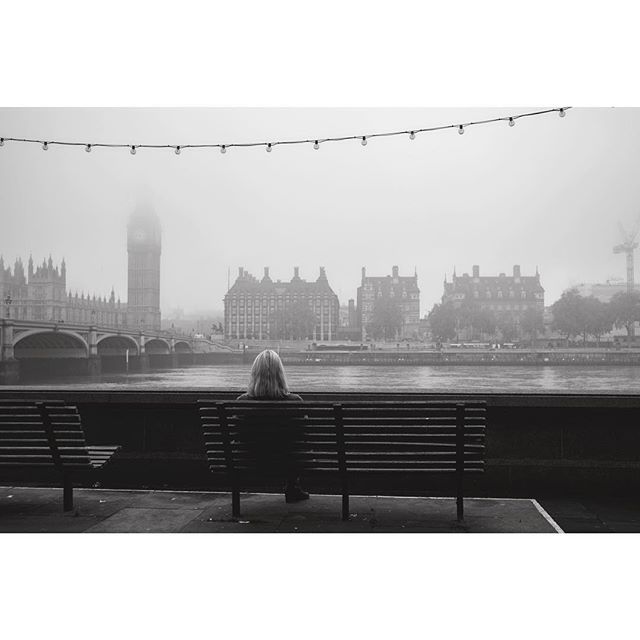 when London gets foggy#bw #bnw_city #bnw #bnw_london #blackandwhite #leica #leicam #leicam9 #leicacamera  #rangefinder #londonstreet #streetphoto #streetphotography #streetphotography_bw #bw_society #streetphotographers #LFIMAGAZINE #thisislondon #londonpop #londonfog #london_only #bigben