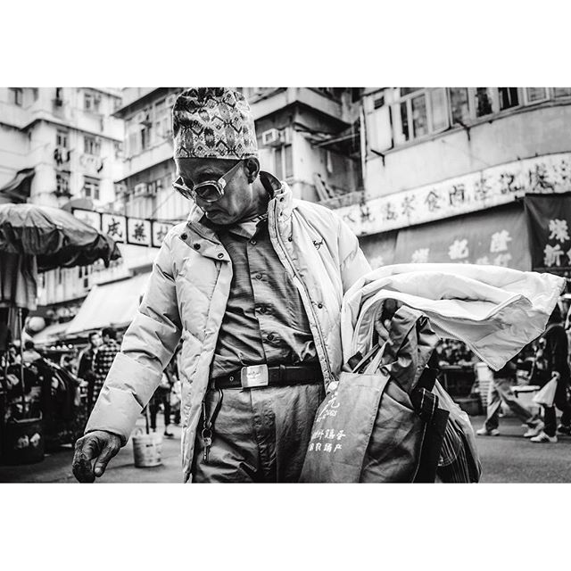 #hk  #hongkong #bnw #bw #bnw_city #bnw_hongkong #leicacamera #leicacraft #madeinwetzlar #lfimagazine #leica #leicam #leicam9 #leicammonochrom #streetphotography #rangefinder #everybodystreet