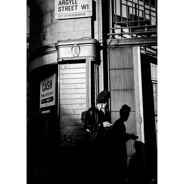 #bw #bnw_city #bnw #bnw_london #blackandwhite #leica #leicam #leicam9 #leicacamera  #rangefinder #londonstreet #streetphoto #streetphotography #streetphotography_bw #bw_society #streetphotographers #lfimagazine #londonmoment #madeinwetzlar #leicammonochrom #everybodystreet #docbritpicturesbritain