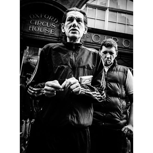 #oxfordstreet #oxfordcircus#bw #bnw_city #bnw #bnw_london #blackandwhite #leica #leicam #leicam9 #leicacamera  #rangefinder #londonstreet #streetphoto #streetphotography #streetphotography_bw #bw_society #streetphotographers #lfimagazine #londonmoment #madeinwetzlar #leicammonochrom #everybodystreet #docbritpicturesbritain